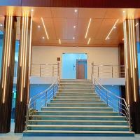 Hotel RS Grand，位于KushinagarKushinagar International Airport - KBK附近的酒店