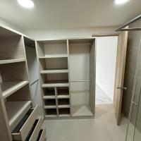 Apartamento en apartado con aire acondicionado，位于阿帕尔塔多Antonio Roldan Betancourt Airport - APO附近的酒店