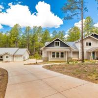 Large Flagstaff Home with Guest House，位于弗拉格斯塔夫弗拉格斯塔夫普利亚姆机场 - FLG附近的酒店