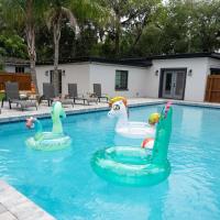Family Fun Retreat - Heated Pool & Arcades，位于杰克逊维尔NAS Jacksonville (Towers Field) - NIP附近的酒店