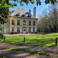 Le Gîte du Bas Manoir，位于奥登河畔的布雷特维尔卡昂-卡匹克机场 - CFR附近的酒店