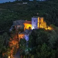 Torre del Barbagianni - Castello di Gropparello，位于Gropparello的酒店