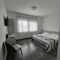 Filipovic rent a car & apartments，位于Selnica Šćitarjevska萨格勒布机场 - ZAG附近的酒店