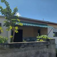 Maison confortable à Baillif avec jardin privé，位于BaillifBaillif - BBR附近的酒店