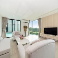 Luxury Pool Access 2BR Patong，位于芭东海滩的酒店