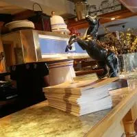 Hotel Al Cavallino，位于阿恩斯托夫的酒店