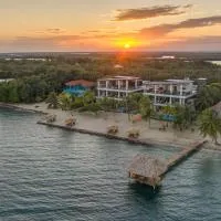 Villas at Playa de Coco，位于珀拉什奇亚的酒店