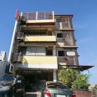 Rjat Guesthouse，位于Biñan的酒店