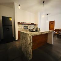 Suite Golden Beach，位于比亚米尔港General Villamil Airport - IBB附近的酒店