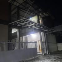 OYO 94021 Guest House Pak Eman，位于井里汶Kertajati International Airport - KJT附近的酒店