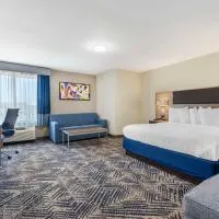 Best Western Plus Lewisville Flower Mound，位于路易斯维尔的酒店