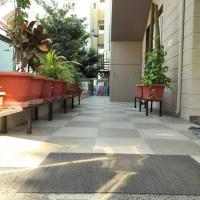 Elegant City Retreat，位于巴罗达Vadodara Airport - BDQ附近的酒店