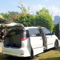 Green Island Taxi & Tours，位于卡图纳耶克班达拉奈克国际机场 - CMB附近的酒店