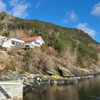 Lovely Home In Mosterhamn With Sauna，位于Mosterhamn斯图尔机场 - SRP附近的酒店