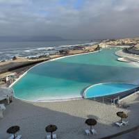 Hermoso departamento con laguna navegable，位于安托法加斯塔安托法加斯塔塞罗莫雷诺国际机场 - ANF附近的酒店