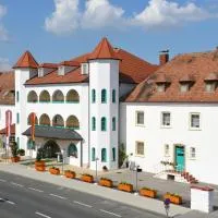 Hotel Am Greiner，位于拉斯特的酒店