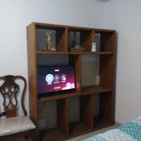 Agradable habitación A，位于墨西卡利鲁道夫·桑切斯·塔沃阿达将军国际机场 - MXL附近的酒店