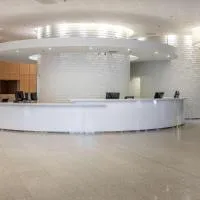赫尔辛基机场希尔顿酒店，位于万塔赫尔辛基万塔机场 - HEL附近的酒店