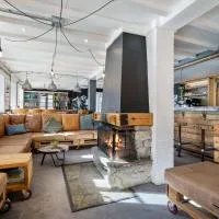 CHALET AUBERGE - Les Mélèzes，位于蒂涅的酒店