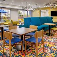 Hampton Inn By Hilton St Louis Airport，位于圣路易斯兰伯特-圣路易斯国际机场 - STL附近的酒店