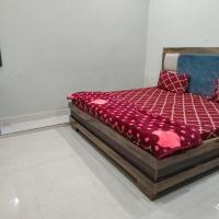 Hotel Raghu Nandan dham，位于ChitrakootChitrakoot Airport - CWK附近的酒店