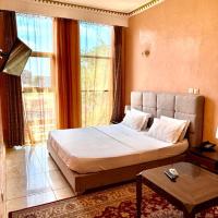 BEST HOTEL Aero-Batignoll，位于布拉柴维尔马亚-马亚机场 - BZV附近的酒店
