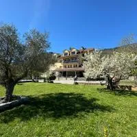 Hotel Cotiella，位于坎波的酒店
