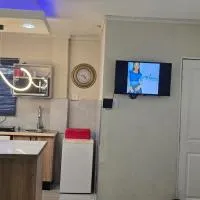 Okoli's Place，位于Sandown的酒店