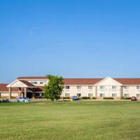 Rodeway Inn and Suites，位于HesstonNewton City/County - EWK附近的酒店
