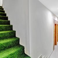 Hotel O Bhavya Residency，位于Naroda萨达尔·瓦拉巴伊·帕特尔国际机场 - AMD附近的酒店