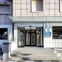 贝斯特韦斯特意大利公寓酒店,位于夸尔图-圣埃莱娜的酒店