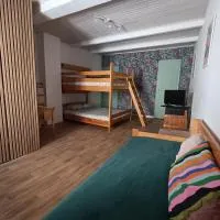 Chambre d'hôte climatisée Les Maisons de Gaïa,位于Tuchan的酒店