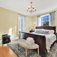 The Valley House Inn Sprague Suite，位于Huntsville的酒店