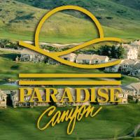 Paradise Canyon Golf Resort - Luxury Condo U409，位于莱斯布里奇莱斯布里奇县机场 - YQL附近的酒店