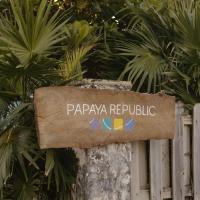Papaya Republic，位于乌蒂拉Utila Airport - UII附近的酒店