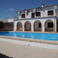 Villa los Solares，位于Corcoya的酒店