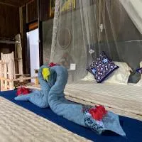 Loh jinawi Guest House Bunaken，位于布纳肯的酒店