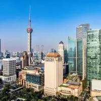 上海浦东香格里拉大酒店,位于上海的酒店