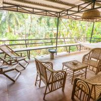 RAINFOREST Nest Self-Service Home in Subic Bay - Monkeys, Bats, Roofdeck!，位于Subic Bay Intl苏比克湾国际机场 - SFS附近的酒店