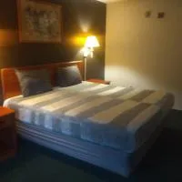2 Double Beds Hotel Studio 126，位于利文斯顿的酒店