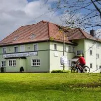 Café und Hotel Zum Grünen Baum，位于索内贝格的酒店