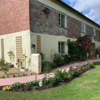 Tatson Farmhouse B&B,位于Bridgerule的酒店