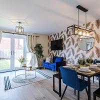 Dlux 3 bedrooms 6 Beds Driveway- JLR Halewood-Speke-Widnes Sleeps 9 - Fully Equipped- Anfield FC Kings Docks Waterfront Bank Arena Liverpool by Arz Stays，位于Liverpool利物浦约翰·列侬机场 - LPL附近的酒店
