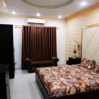 Kohinoor One City vista，位于费萨拉巴德Faisalabad International Airport - LYP附近的酒店