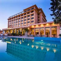 Hotel Jaan Tara，位于BīrganjSimara Airport - SIF附近的酒店