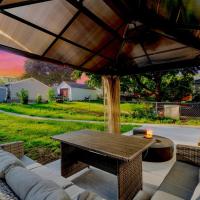 Movie Game Room & Fire Pit Luxury Spacious Home，位于明尼阿波利斯明尼阿波利斯-圣保罗国际机场 - MSP附近的酒店