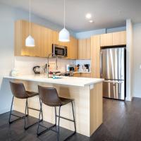Luxury Apt Downtown，位于怀特普莱恩斯威彻斯特县机场 - HPN附近的酒店