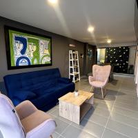 Hermosa Casa Familiar Quindío - Descanso - Jacuzzi，位于拉特瓦伊达伊甸园国际机场 - AXM附近的酒店