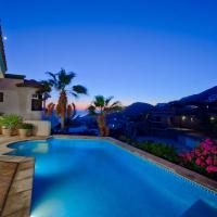 Villa Bougainvillea by Cabo Villas，位于卡波圣卢卡斯的酒店