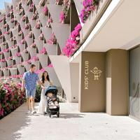 Grand Velas Los Cabos Luxury All Inclusive，位于卡波圣卢卡斯的酒店